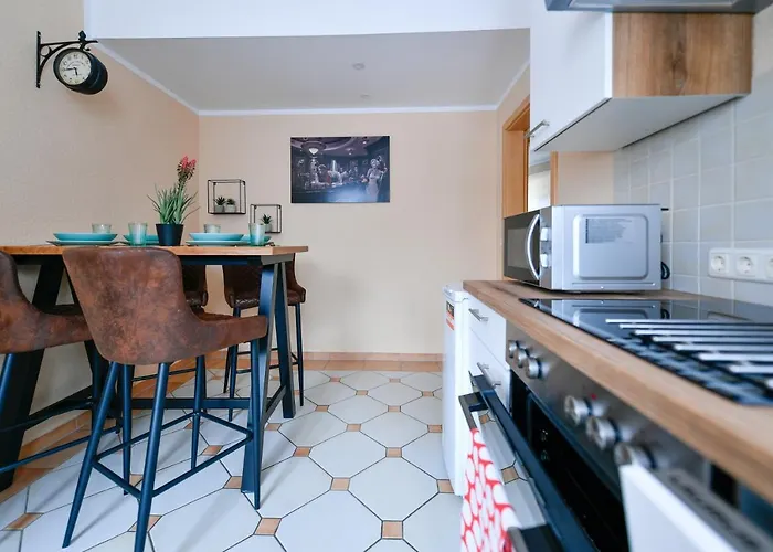 Lejlighed Modernes Altmarkt Mit Parkplatz 4 Gaeste 55qm Waschmaschine Wlan Netflix Terrasse Cottbus